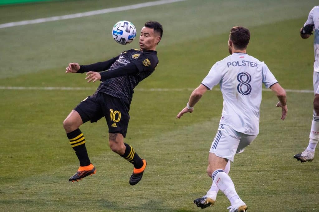 New England vs. Columbus, Preview & Betting Lines