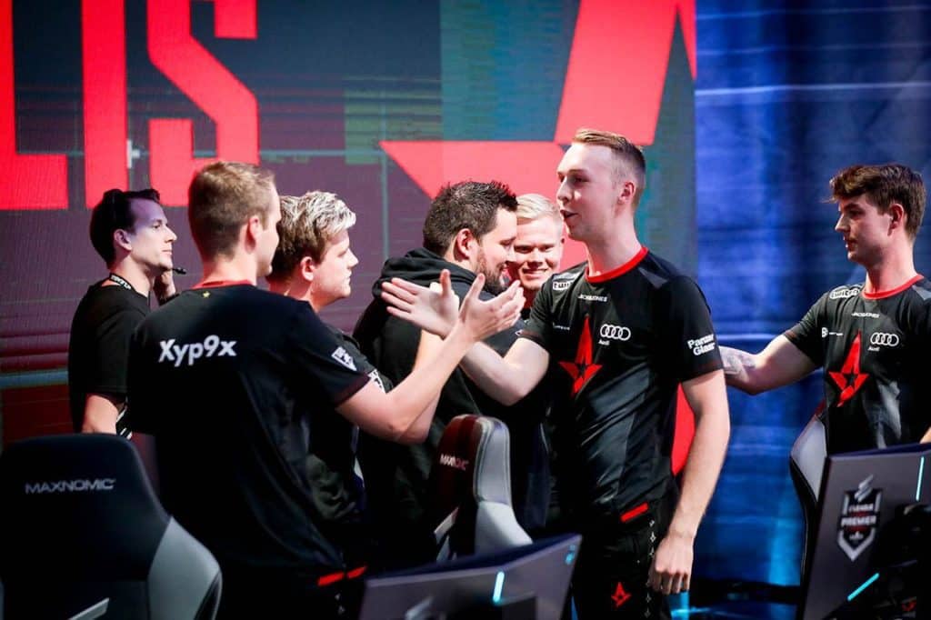 Astralis vs. Ursos de más notícias