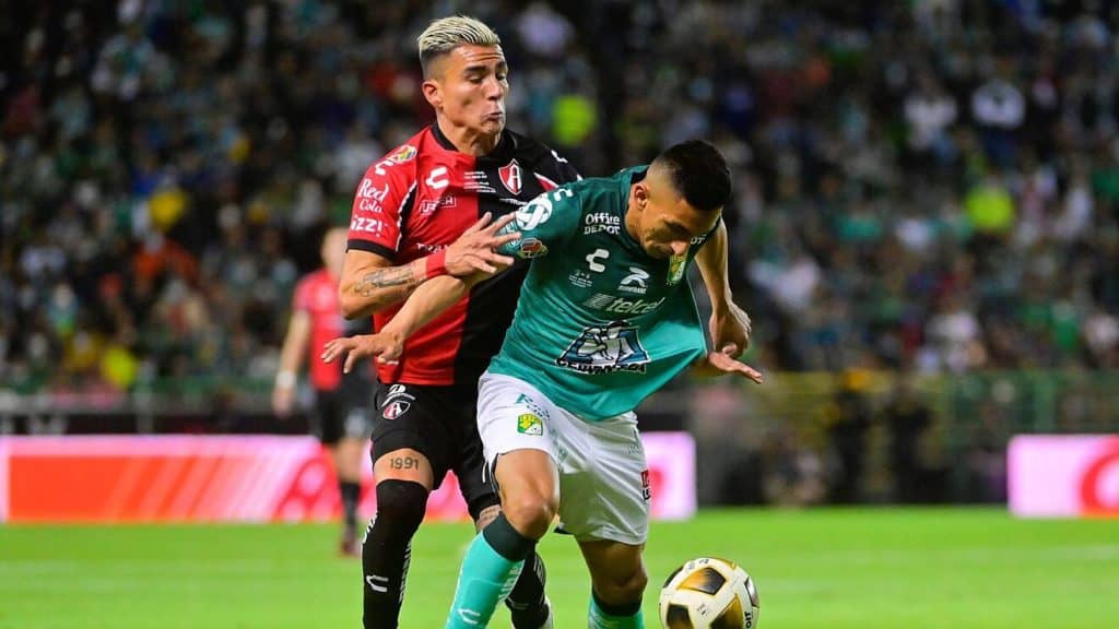 Atlas vs León