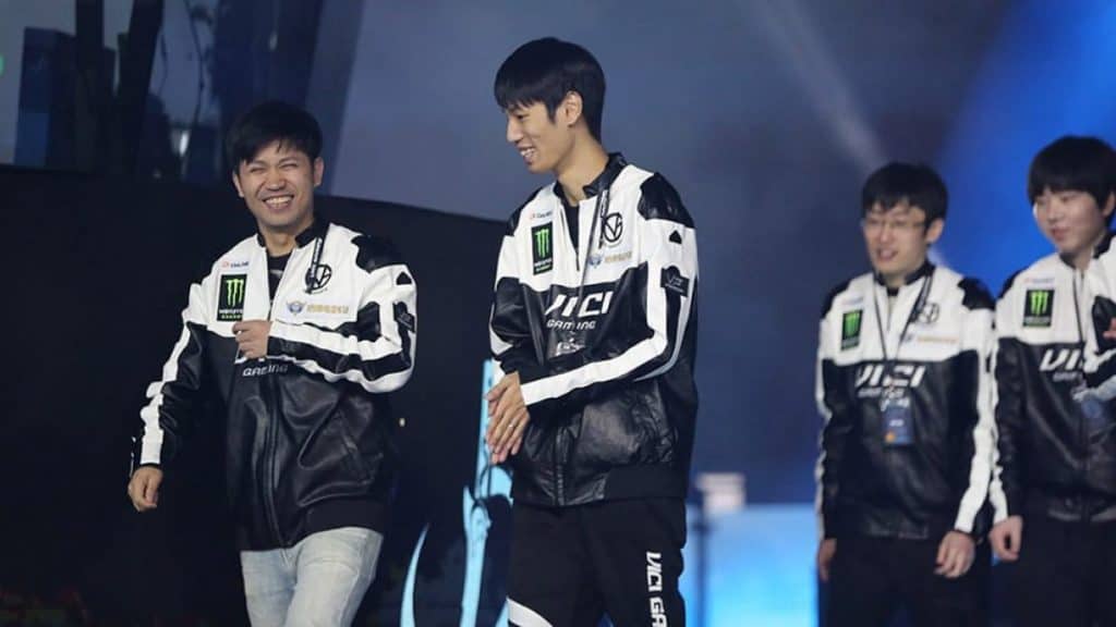 Vici Gaming contra Team Aster