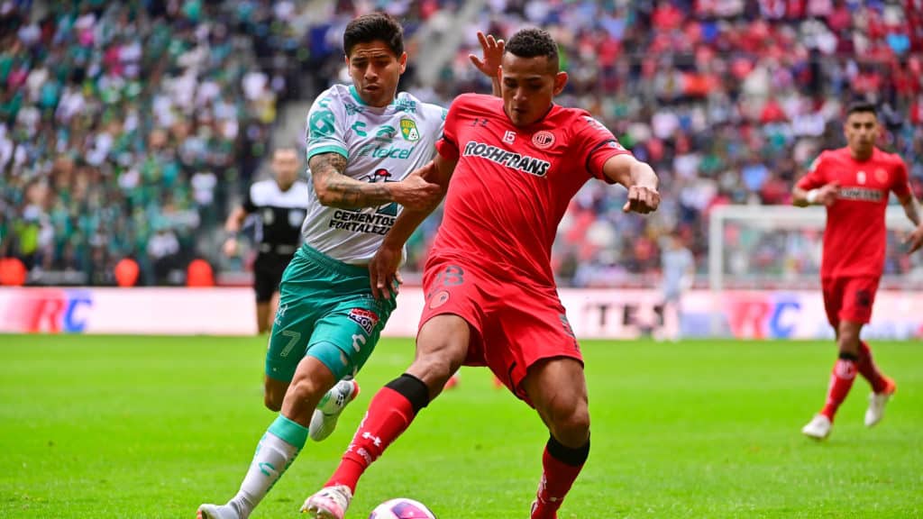 Toluca x León