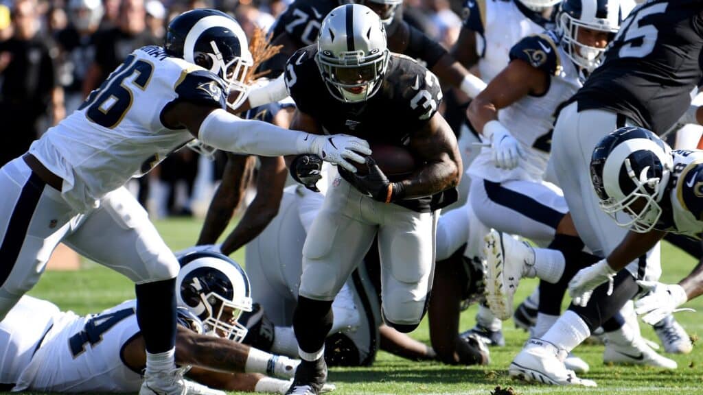 Raiders em Rams