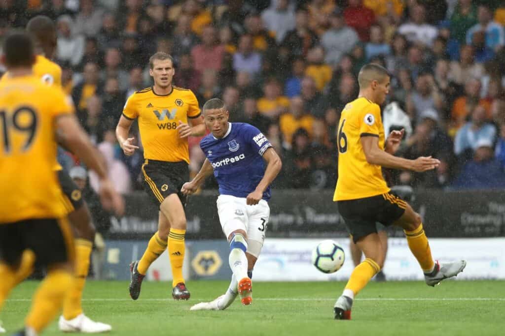 Wolverhampton contra Everton