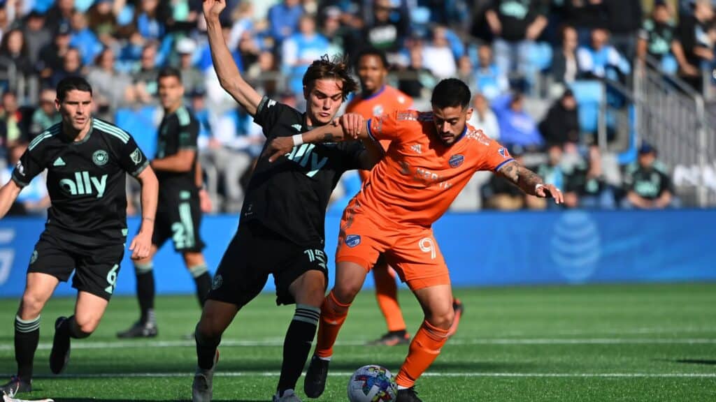 Charlotte contra FC Cincinnati