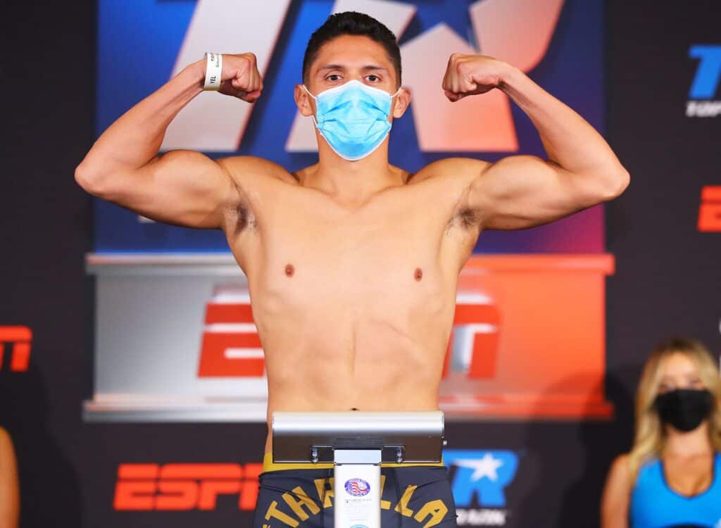 Giovani Santillán vs.Erick Bone