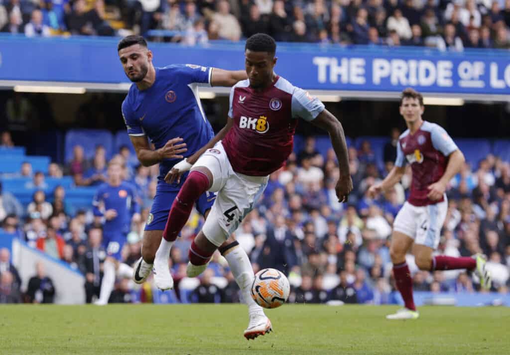 Aston Villa contra Chelsea