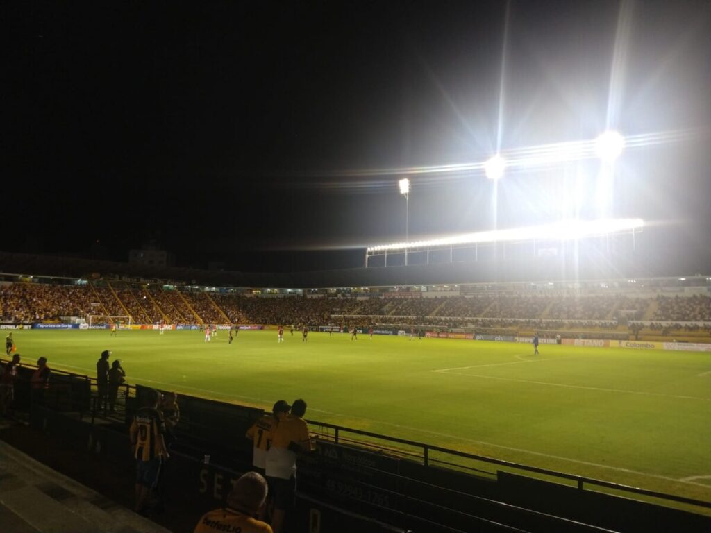 Estádio Heriberto Hülse Criuciúma